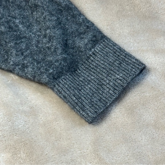 Anthropologie 100% Cashmere Pilcro Mock Neck Crop Sweater in Gray Size: XS - Picture 4 of 11
